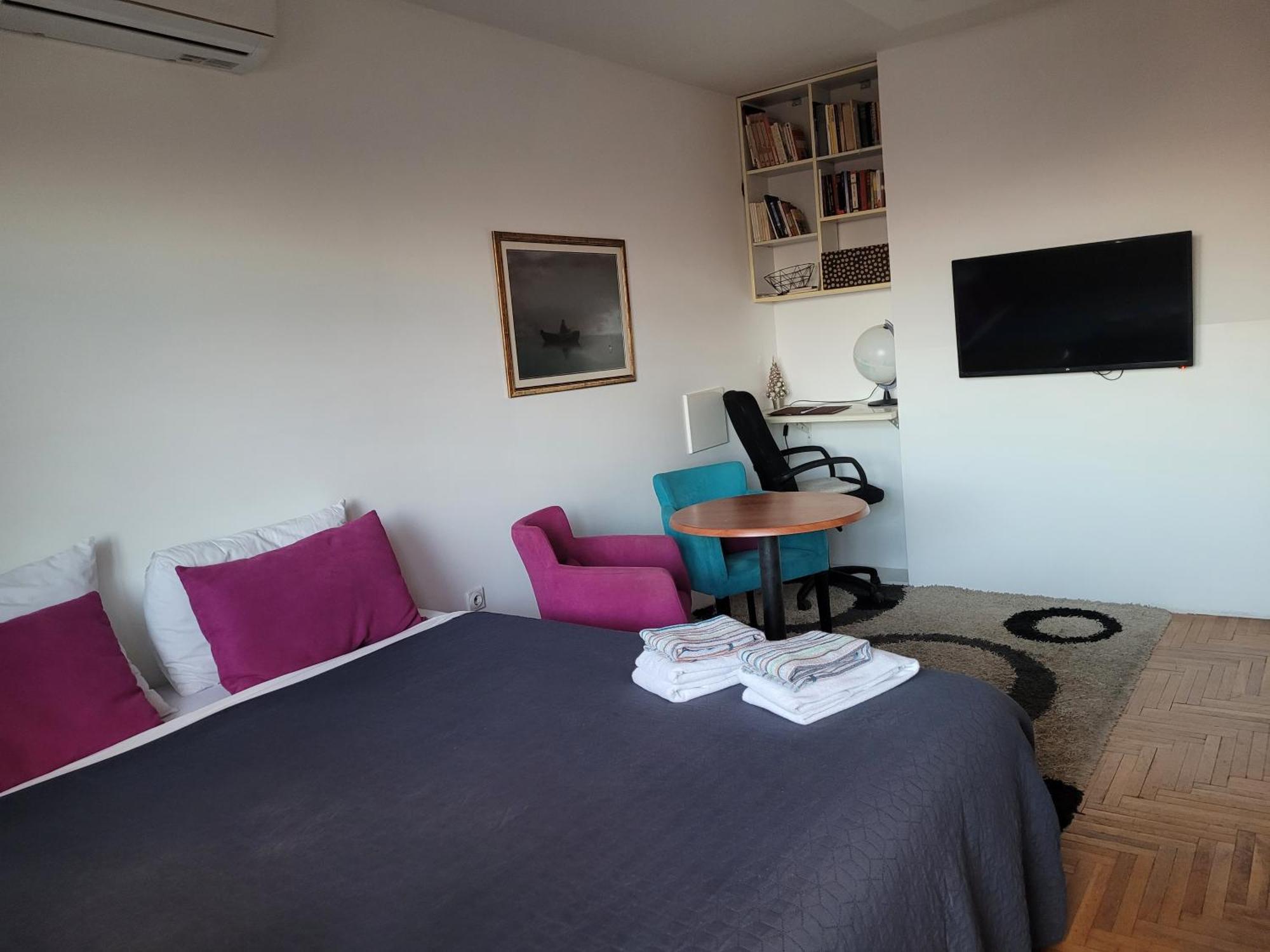 Apartmani Emerald Dream Novi Sad Kamer foto