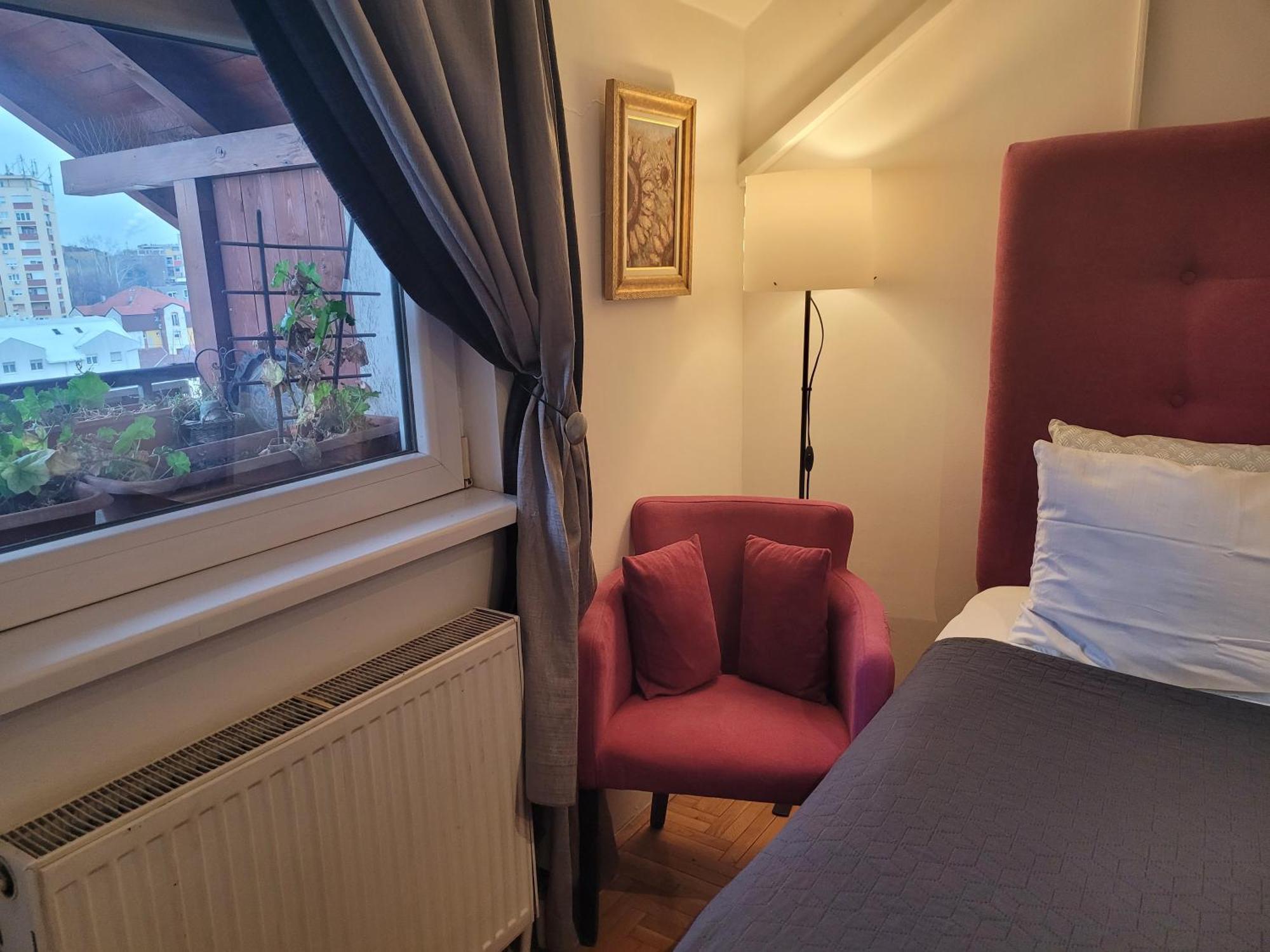 Apartmani Emerald Dream Novi Sad Buitenkant foto