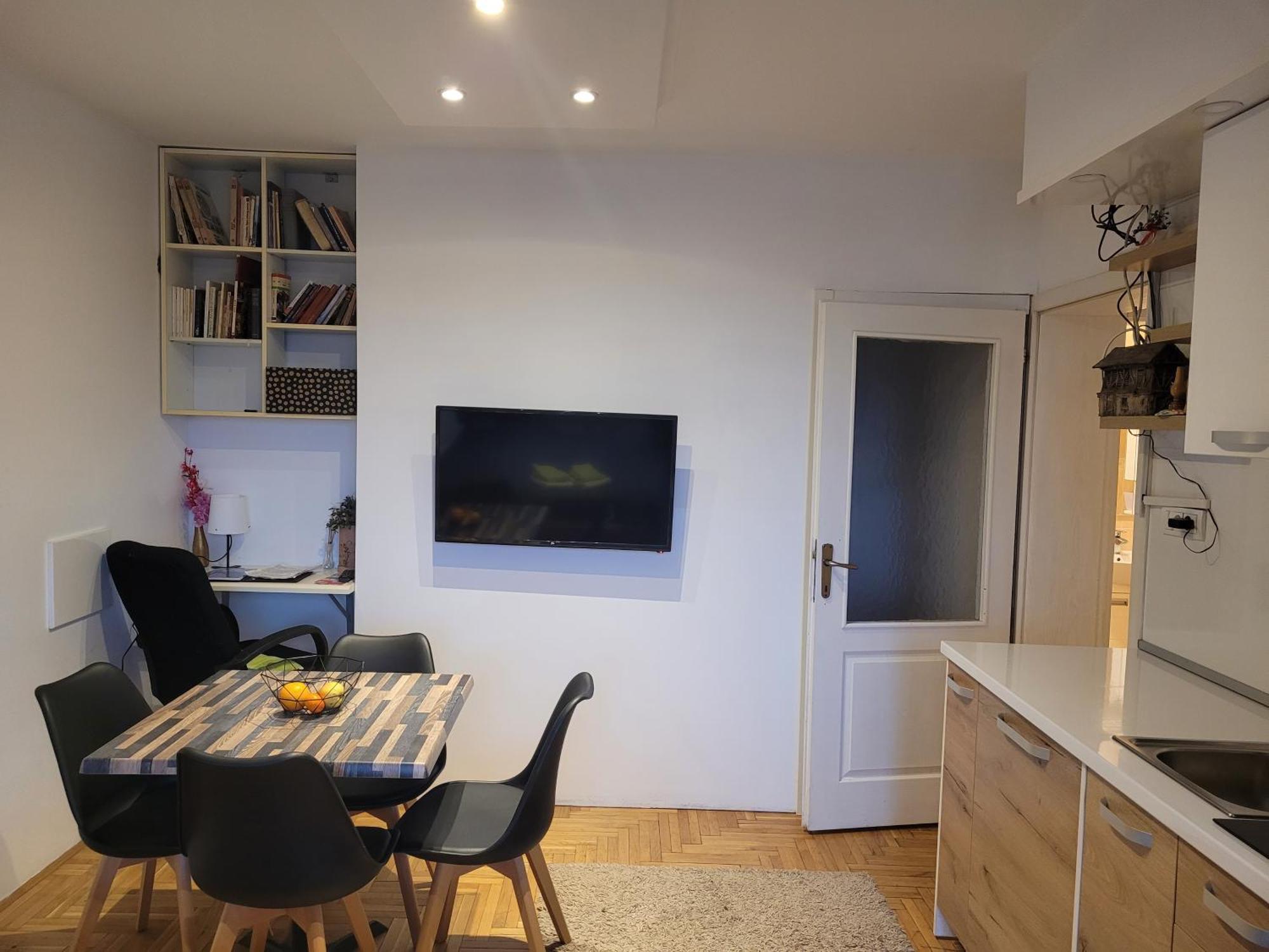 Apartmani Emerald Dream Novi Sad Buitenkant foto