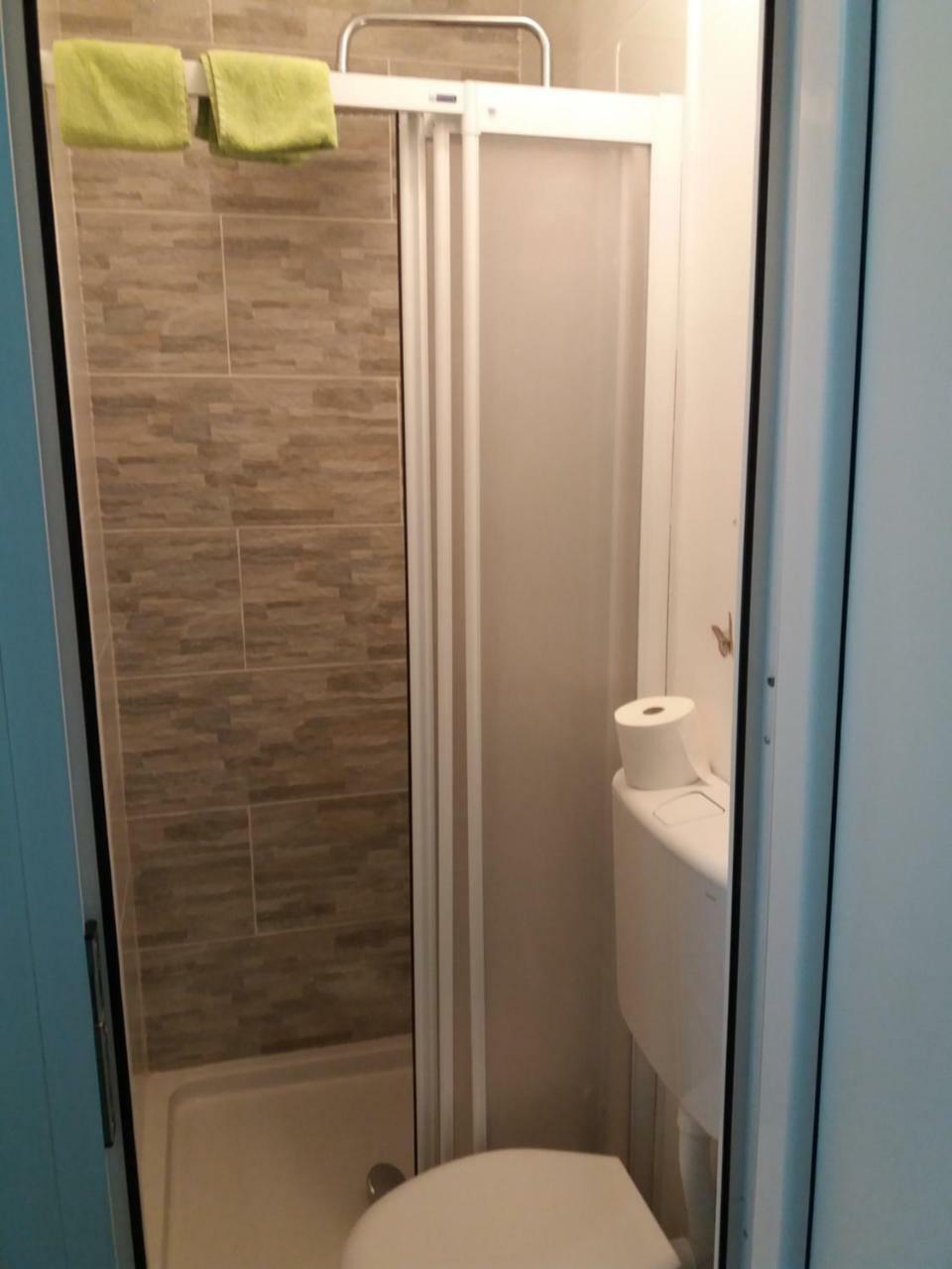 Apartmani Emerald Dream Novi Sad Buitenkant foto