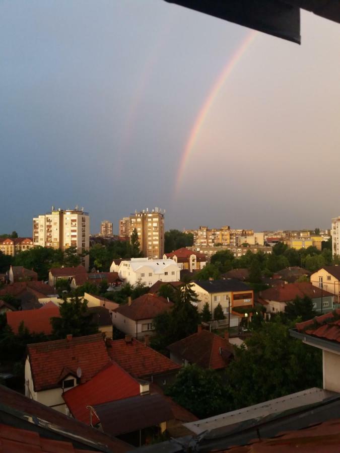 Apartmani Emerald Dream Novi Sad Buitenkant foto